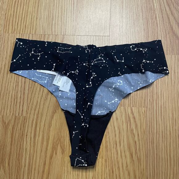 Bundle of 3 Jenni Thongs, S - Picture 3 of 12